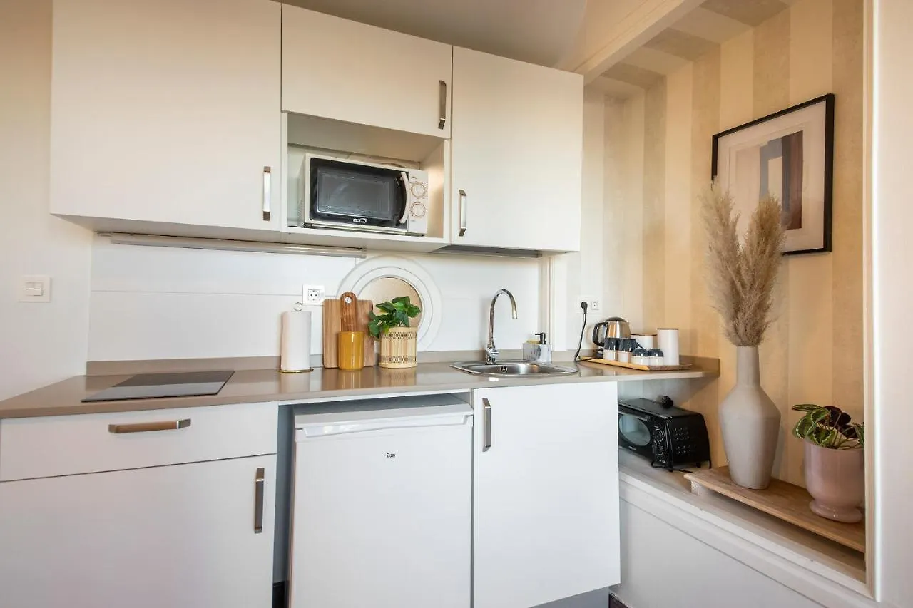 Cozy Apartment In Front Of The Beach San Sebastián
